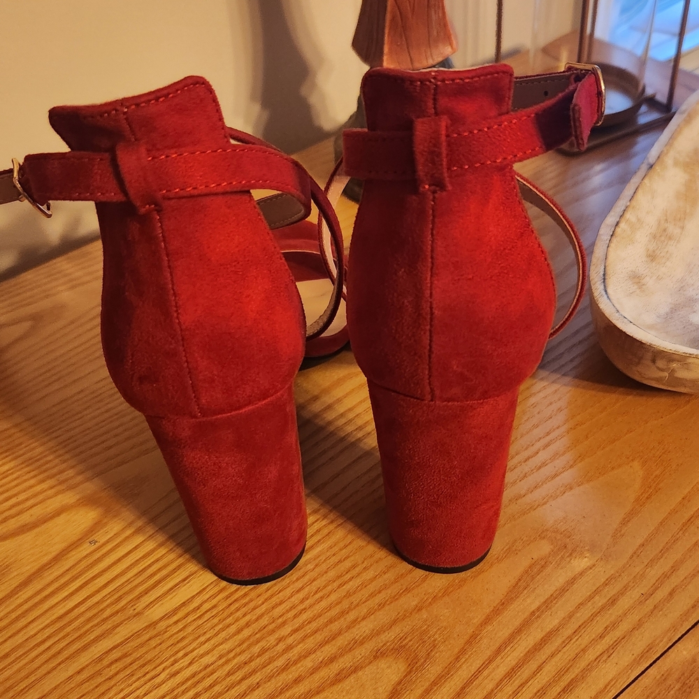 Dream Pairs Red Strappy Heels - Picture 4 of 9